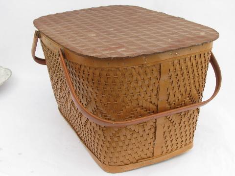 photo of 1940s - 50s vintage Red-Man label picnic basket hamper w/ metal handles #5