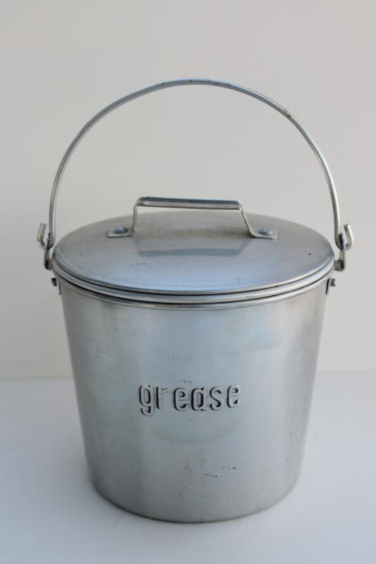 photo of 1940s 50s vintage aluminum lunch pail, Grease drippings can w/ bucket handle #1