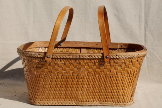 photo of 1940s 50s vintage market basket / picnic hamper with bentwood handles #2