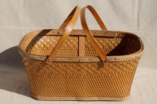 photo of 1940s 50s vintage market basket / picnic hamper with bentwood handles #3