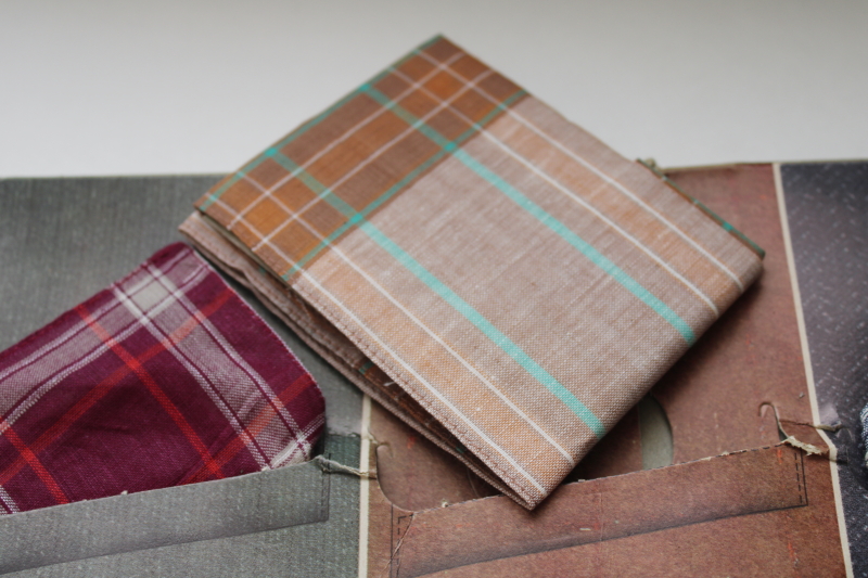 photo of 1940s 50s vintage men's cotton handkerchiefs in original box, dapper pocket squares w/ colored borders  #3