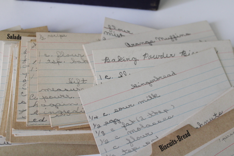 photo of 1940s 50s vintage recipes box w/ nice old handwritten recipe cards #3