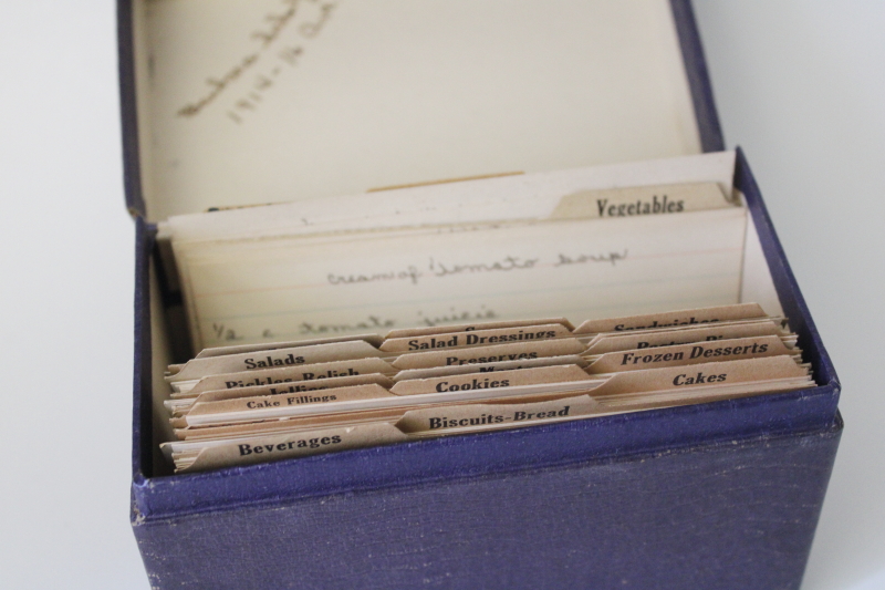 photo of 1940s 50s vintage recipes box w/ nice old handwritten recipe cards #5