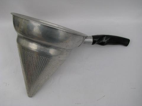 photo of 1940s food mill, colander style strainer w/ wood pestle masher #2