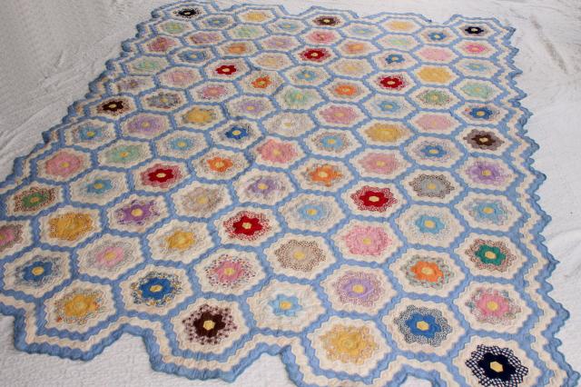 photo of 1940s or 50s vintage Grandma's flower garden patchwork quilt, bright cotton print fabric #3