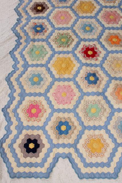 photo of 1940s or 50s vintage Grandma's flower garden patchwork quilt, bright cotton print fabric #5