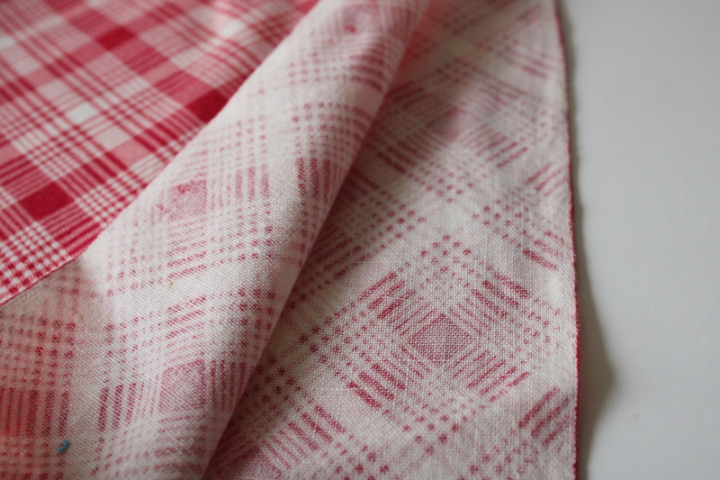 photo of 1940s or 50s vintage printed cotton feed sack fabric, cherry red plaid print  #2