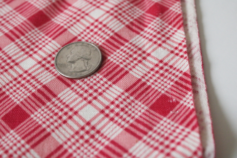 photo of 1940s or 50s vintage printed cotton feed sack fabric, cherry red plaid print  #3