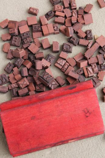 photo of 1940s or 50s vintage rubber stamp letters & numbers, fancy alphabet letter stamps lot #6