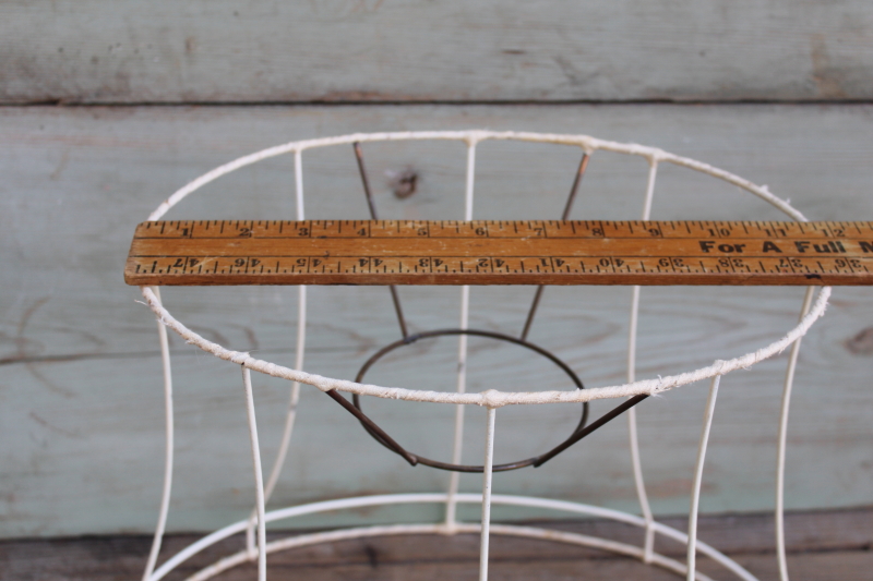 photo of 1940s or 50s vintage wire lamp shade frame, oval lampshade for table lamp #6