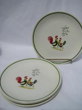 catalog photo of 1940s pottery dinner plates, folk art rooster pattern, vintage kitchen