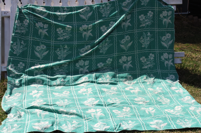 photo of 1940s vintage Bates woven cotton bedspread, jade green & white floral blocks #1