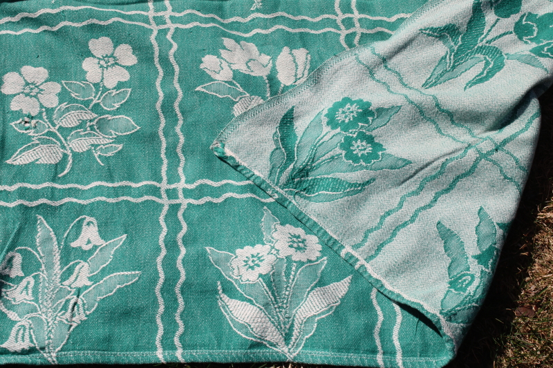 photo of 1940s vintage Bates woven cotton bedspread, jade green & white floral blocks #4