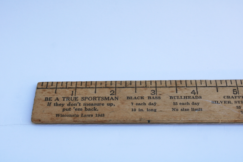 photo of 1940s vintage Cap's Tavern Fond du Lac advertising, folding wood ruler fisherman's fish measure scale  #3