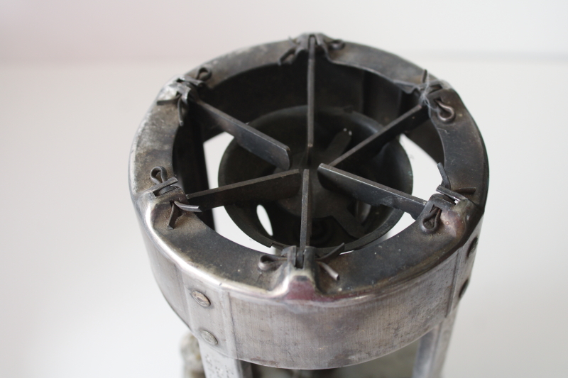 photo of 1940s vintage Coleman 530 pocket stove, WWII GI portable stove or camp stove #11