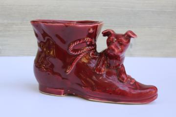 catalog photo of 1940s vintage Shawnee pottery planter, shoe or boot w/ puppy dog burgundy glaze 