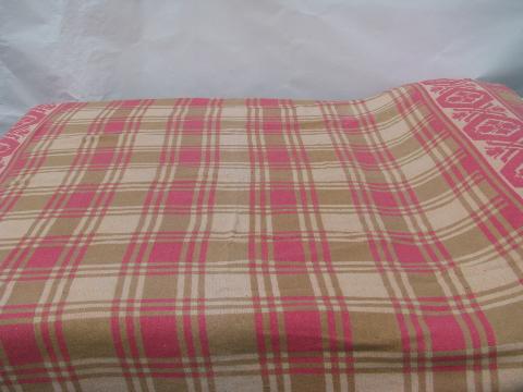 photo of 1940s vintage cotton camp blanket, pink & tan plaid #1