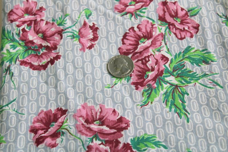 photo of 1940s vintage cotton feed sack fabric, floral print pink poppies on grey #2