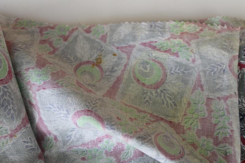 photo of 1940s vintage cotton feed sack fabric, hankies print in mauve, grey, bright green #3