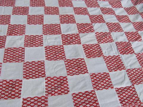 photo of 1940s vintage cotton print feedsack fabric red & white patchwork bed cover #2