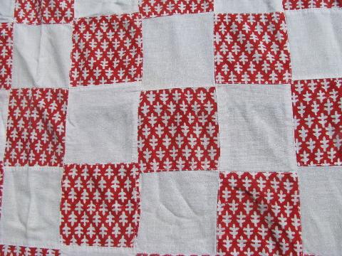 photo of 1940s vintage cotton print feedsack fabric red & white patchwork bed cover #3