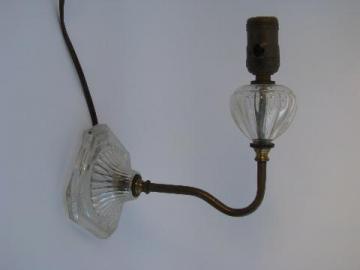 catalog photo of 1940's vintage glass / brass wall sconce lamp, reading or bed side light