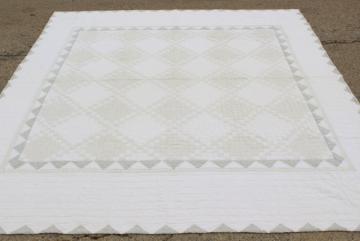 catalog photo of 1940s vintage hand stitched patchwork quilt, rustic modern pale whitewash colors