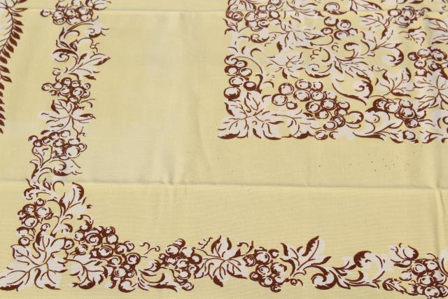 photo of 1940s vintage linens, print cotton kitchen tablecloth & napkins set, floral on creamy yellow #5