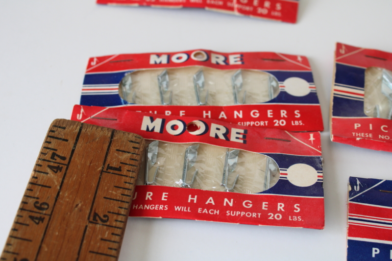 photo of 1940s vintage picture hangers in original packages red white blue WWII Victory era #4