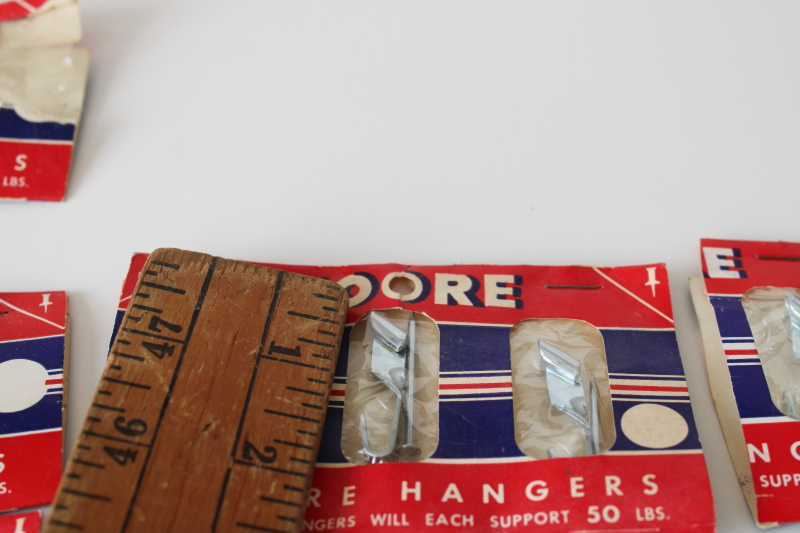photo of 1940s vintage picture hangers in original packages red white blue WWII Victory era #5