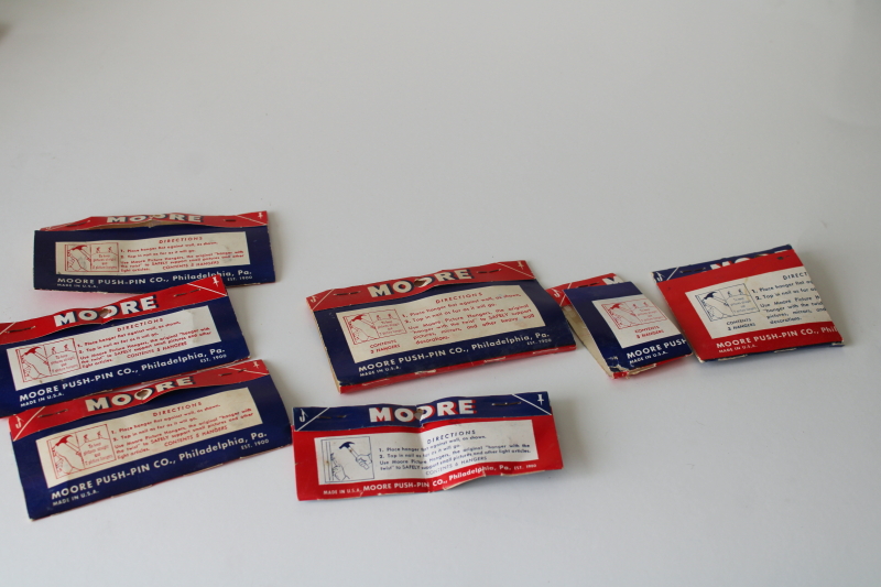photo of 1940s vintage picture hangers in original packages red white blue WWII Victory era #6