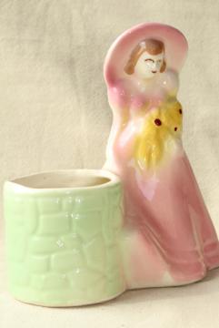 catalog photo of 1940s vintage pottery planter, southern belle lady in pink wide brimmed picture hat