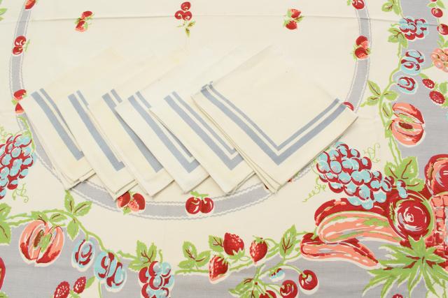 photo of 1940s vintage printed cotton kitchen tablecloth & napkins, Wilendur fruit print #3