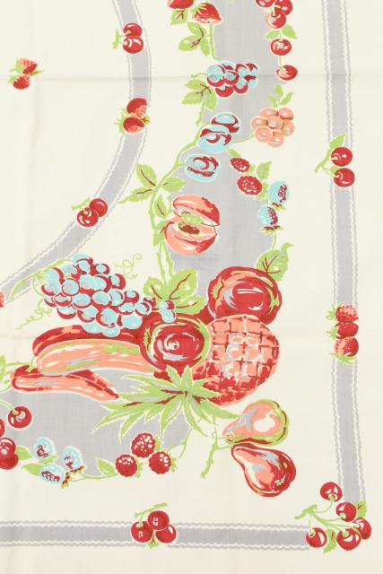 photo of 1940s vintage printed cotton kitchen tablecloth & napkins, Wilendur fruit print #6