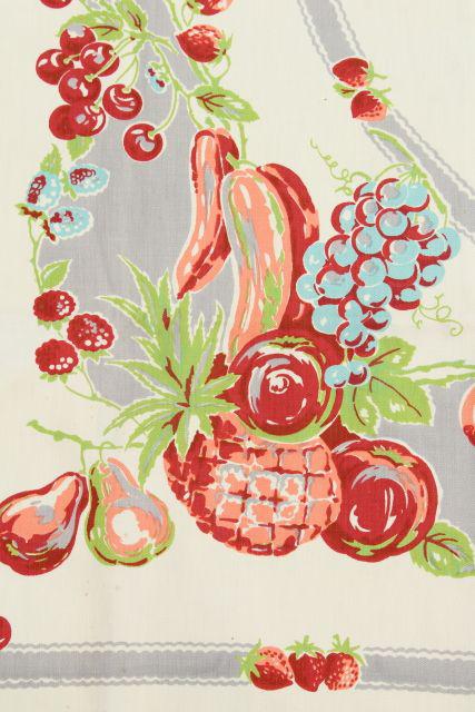 photo of 1940s vintage printed cotton kitchen tablecloth & napkins, Wilendur fruit print #9