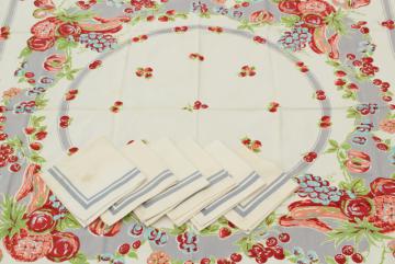 catalog photo of 1940s vintage printed cotton kitchen tablecloth & napkins, Wilendur fruit print