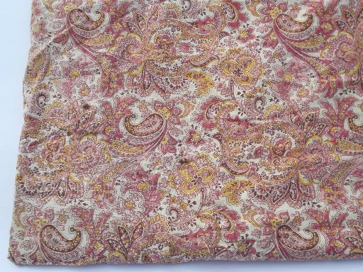 photo of 1940s vintage puffy wool comforter, pink paisley floral print cotton duvet #3