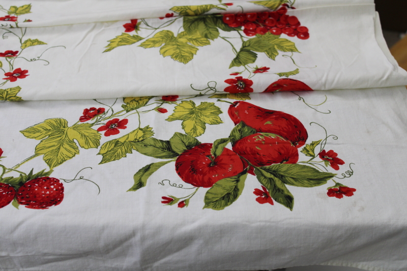 photo of 1950s 60s vintage cotton print kitchen tablecloth, red fruit w/ olive green vines #2