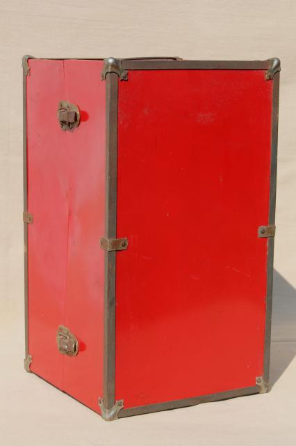 photo of 1950s - 60s vintage metal suitcase doll trunk travel case, retro red plaid #7