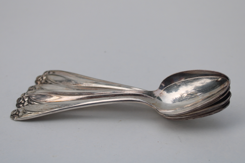 photo of 1950s vintage 1847 Rogers silver plate teaspoons, daffodil floral pattern #5