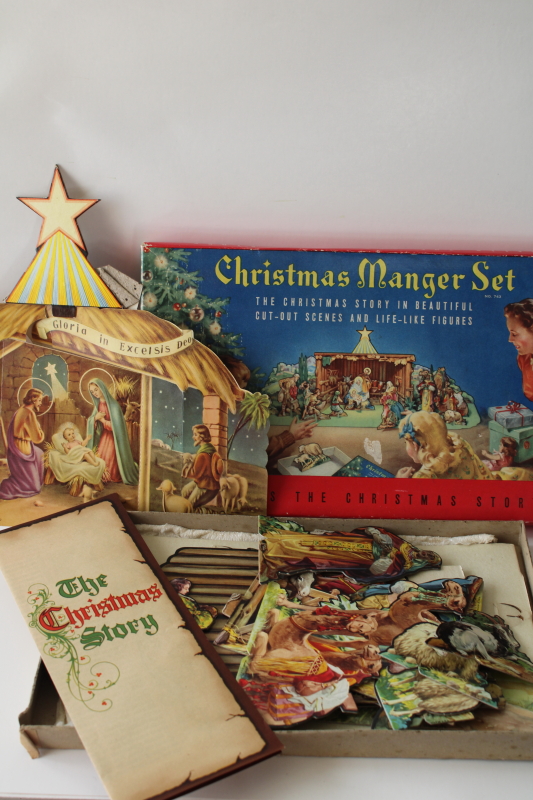 photo of 1950s vintage Christmas manger scene in box, die-cut paper cardboard Nativity figures #1