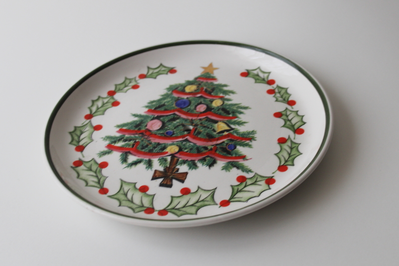 photo of 1950s vintage Geo Z Lefton Japan hand painted Christmas tree pattern center handle plate #1