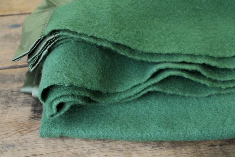 photo of 1950s vintage North Star blanket, thick warm soft wool bed blanket in green #7