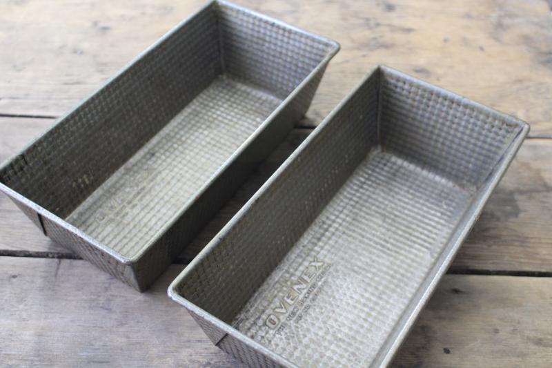 photo of 1950s vintage Ovenex Ekco bread loaf pans, waffle crosshatch textured steel #6