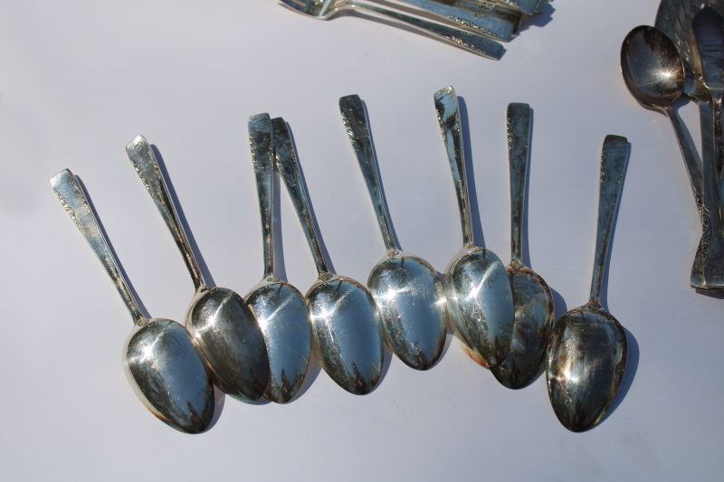 photo of 1950s vintage Proposal pattern silverplate flatware set 103 pieces in case, Oneida 1881 Rogers silverware #11