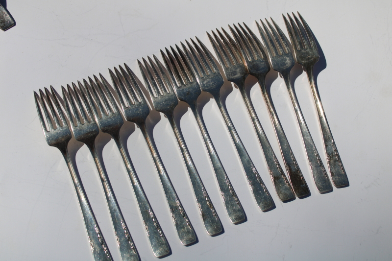 photo of 1950s vintage Proposal pattern silverplate flatware set 103 pieces in case, Oneida 1881 Rogers silverware #20