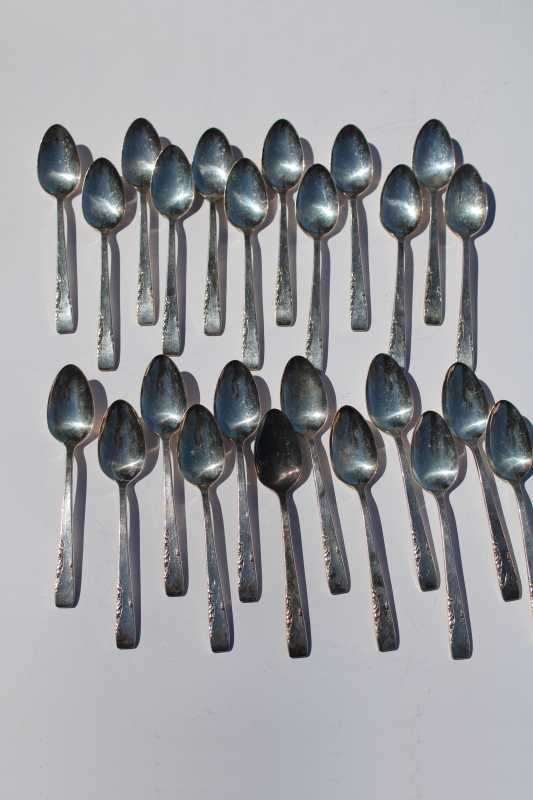 photo of 1950s vintage Proposal pattern silverplate flatware set 103 pieces in case, Oneida 1881 Rogers silverware #24