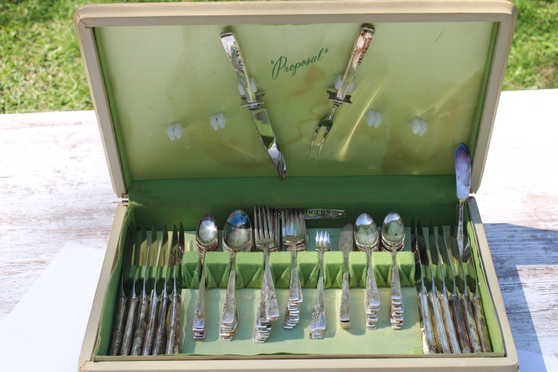photo of 1950s vintage Proposal pattern silverplate flatware set 103 pieces in case, Oneida 1881 Rogers silverware #25