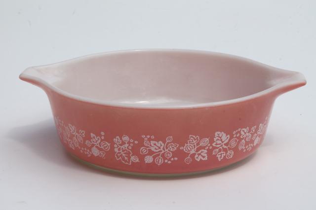 photo of 1950s vintage Pyrex pink & white gooseberry print, pint & quart casseroles #6