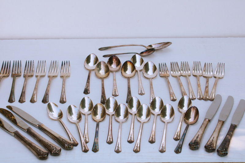 photo of 1950s vintage Spring Garden pattern Holmes Edwards silver plated flatware service for 6 #1